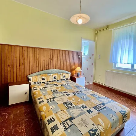 Muskatli 3*