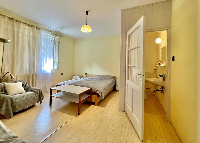 Muskatli Pensiune 3*